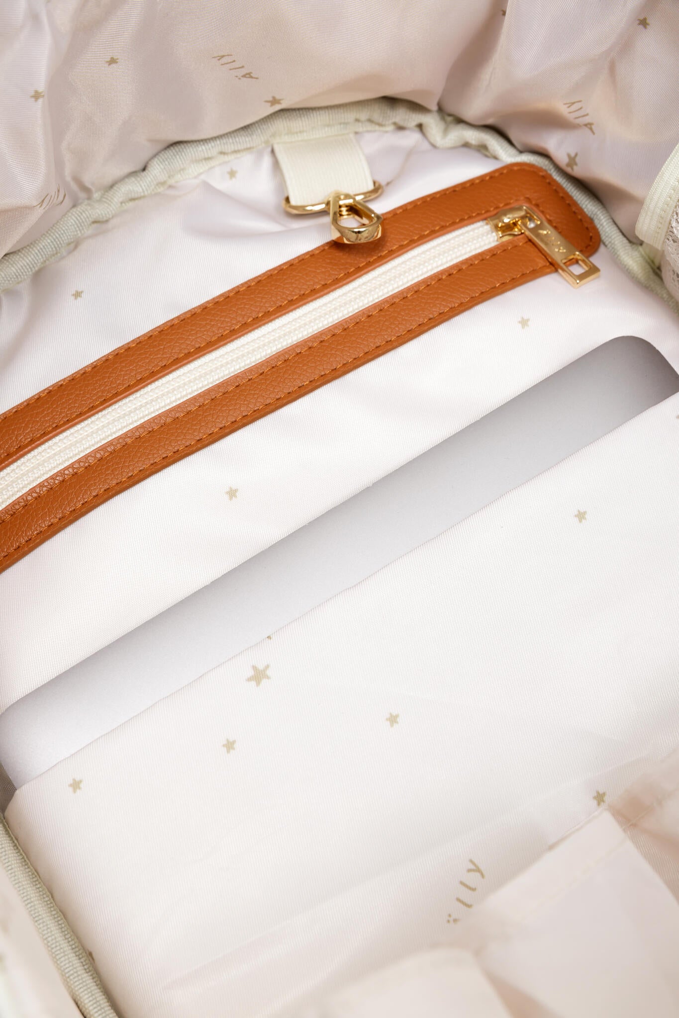 Skötväska Cappuccino, beige - Small - Stadspuls