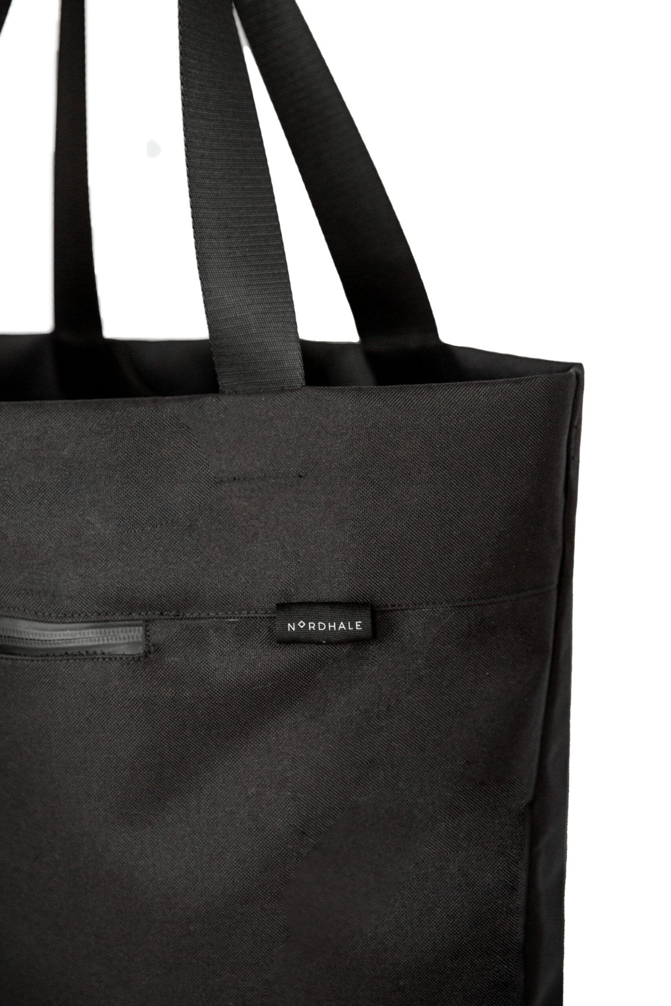VIK Nordhale tote - rymlig stor väska i svart kanvas - 20 liter - Stadspuls